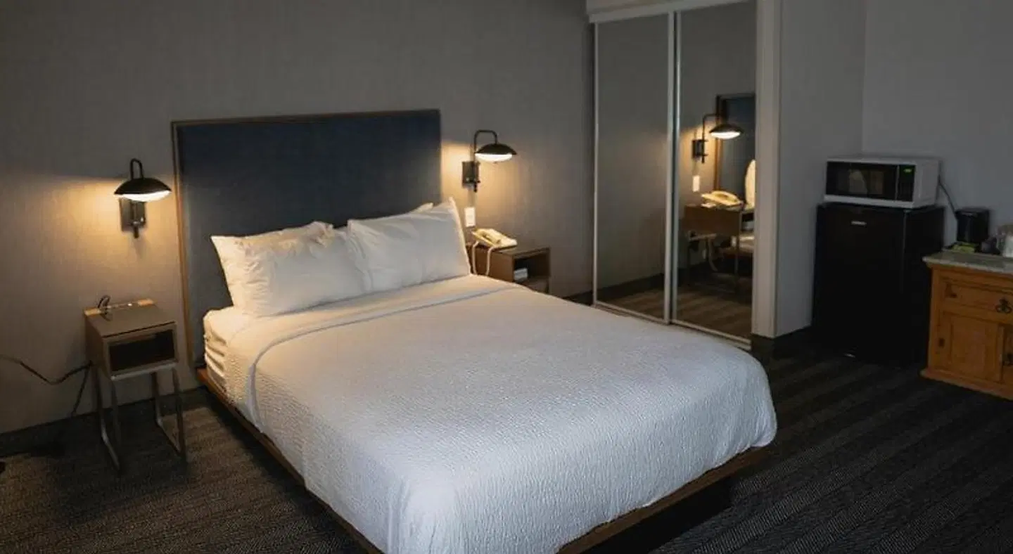 Courtyard by Marriott Santa Fe ROOM_EXAMPLE