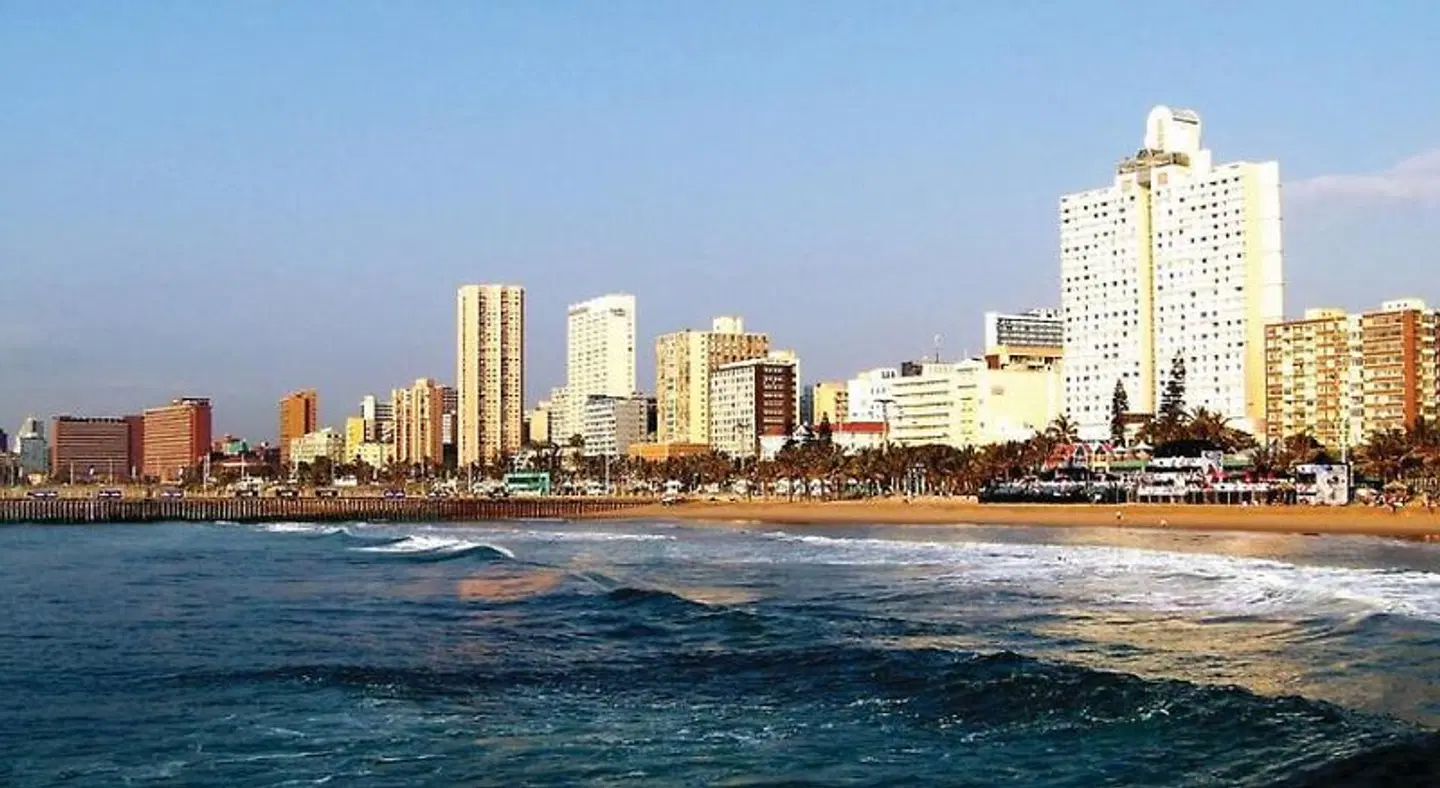 Bayside Hotel 116 Strand