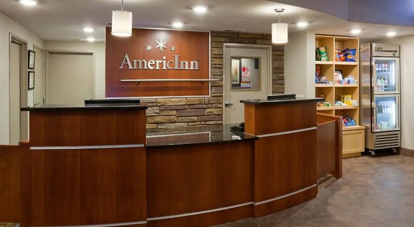 AmericInn by Wyndham Hartford SD LOUNGE_LOBBY