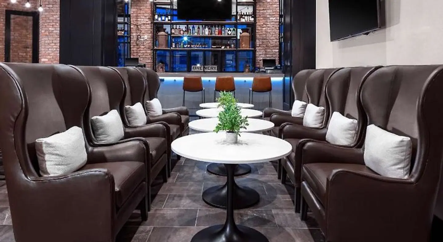 Hyatt House Nashville Downtown Sobro Bar