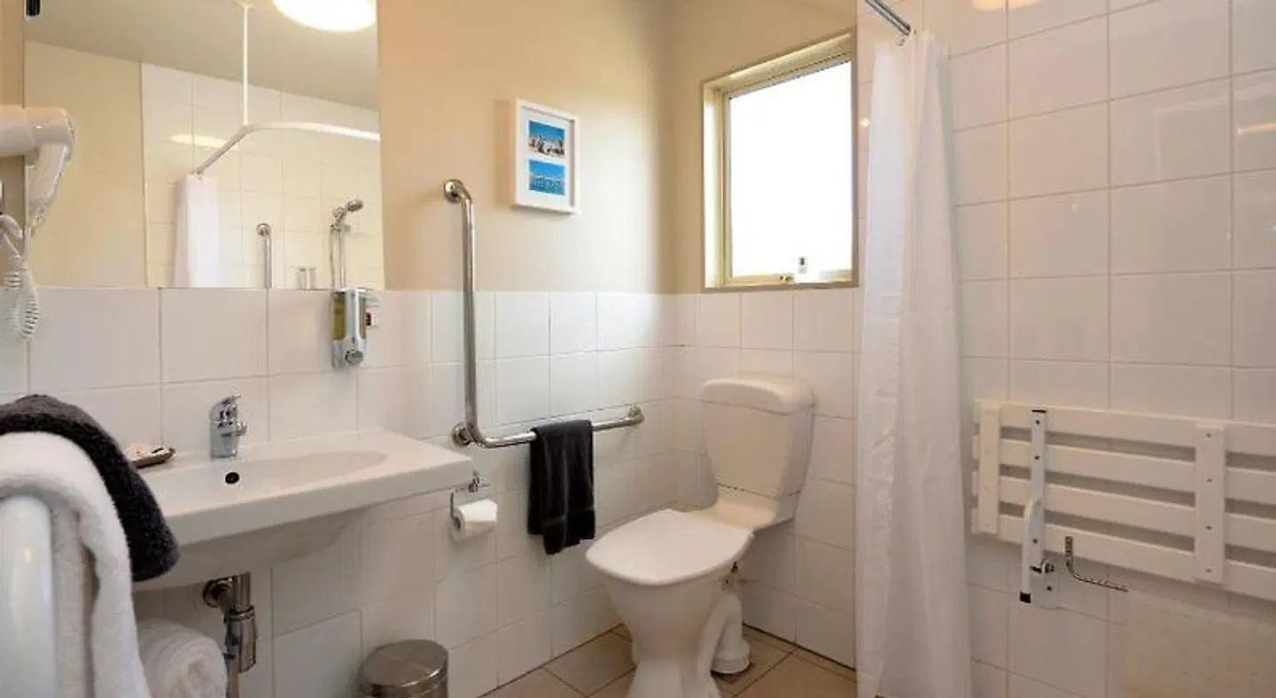 171 On High Motel Badezimmer