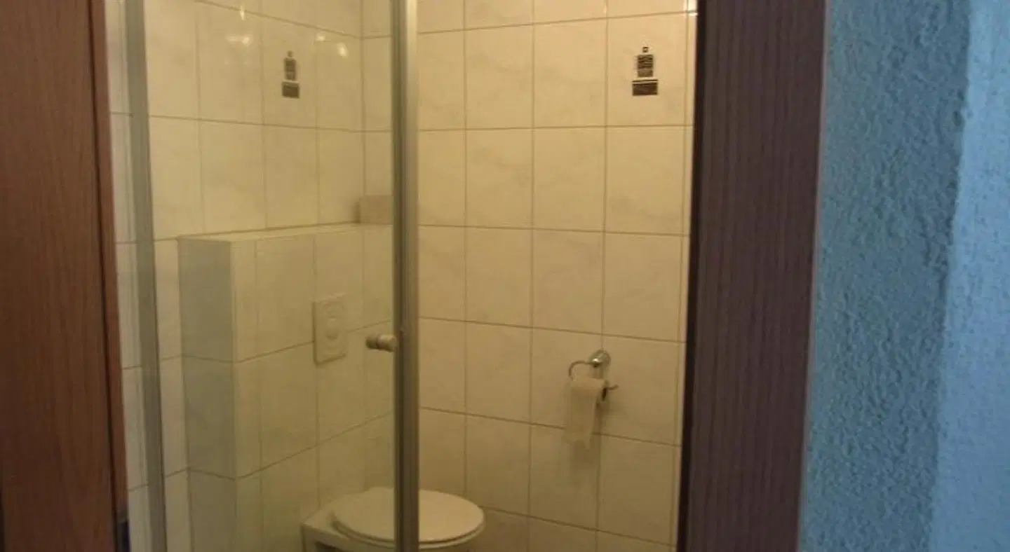 Riebel Gasthof Pension Badezimmer