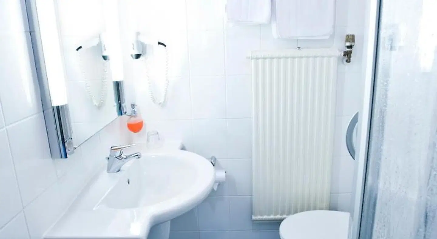 Hotel Garni Käferstein Badezimmer