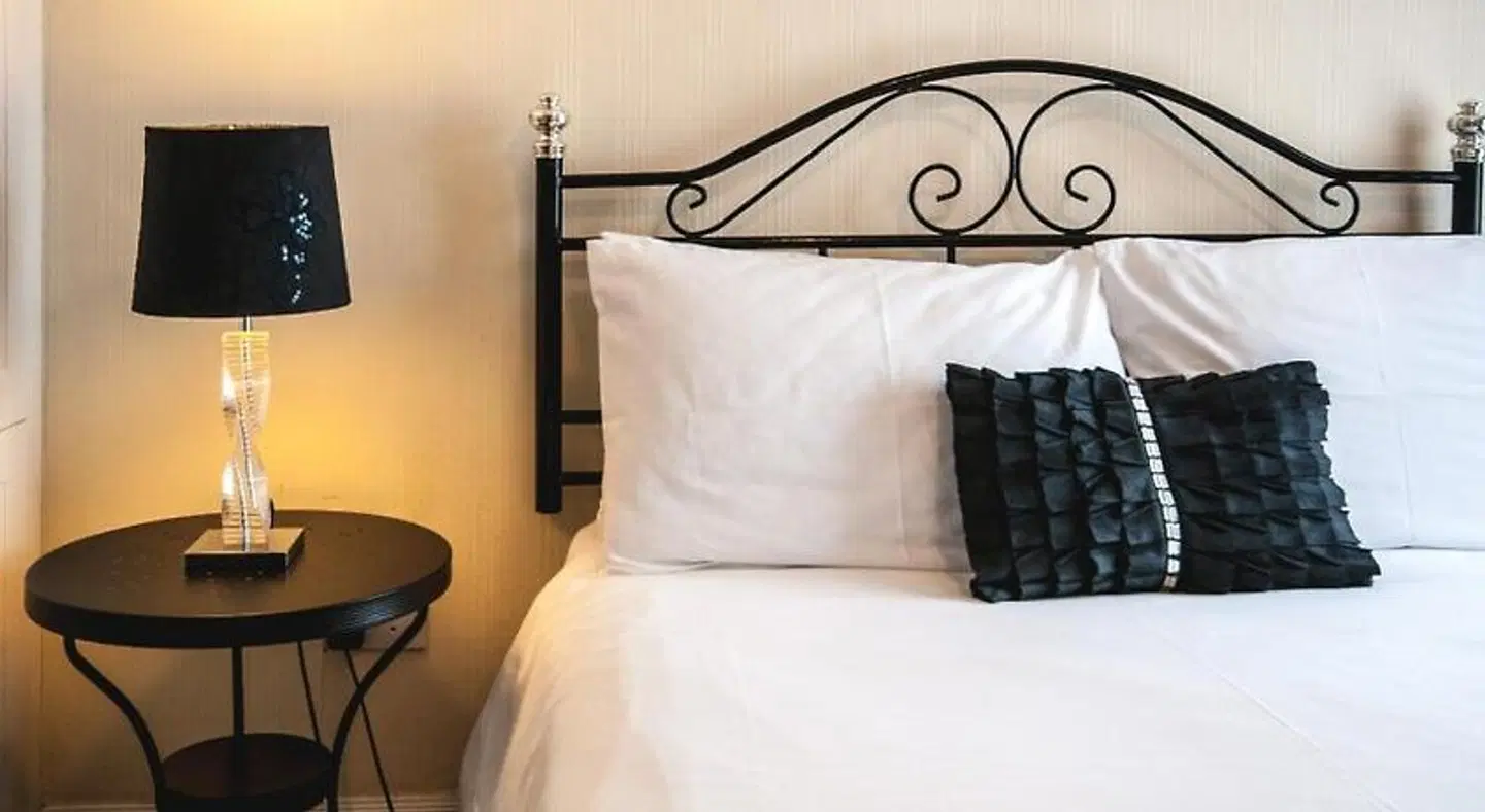 Arlana Guest House ROOM_EXAMPLE