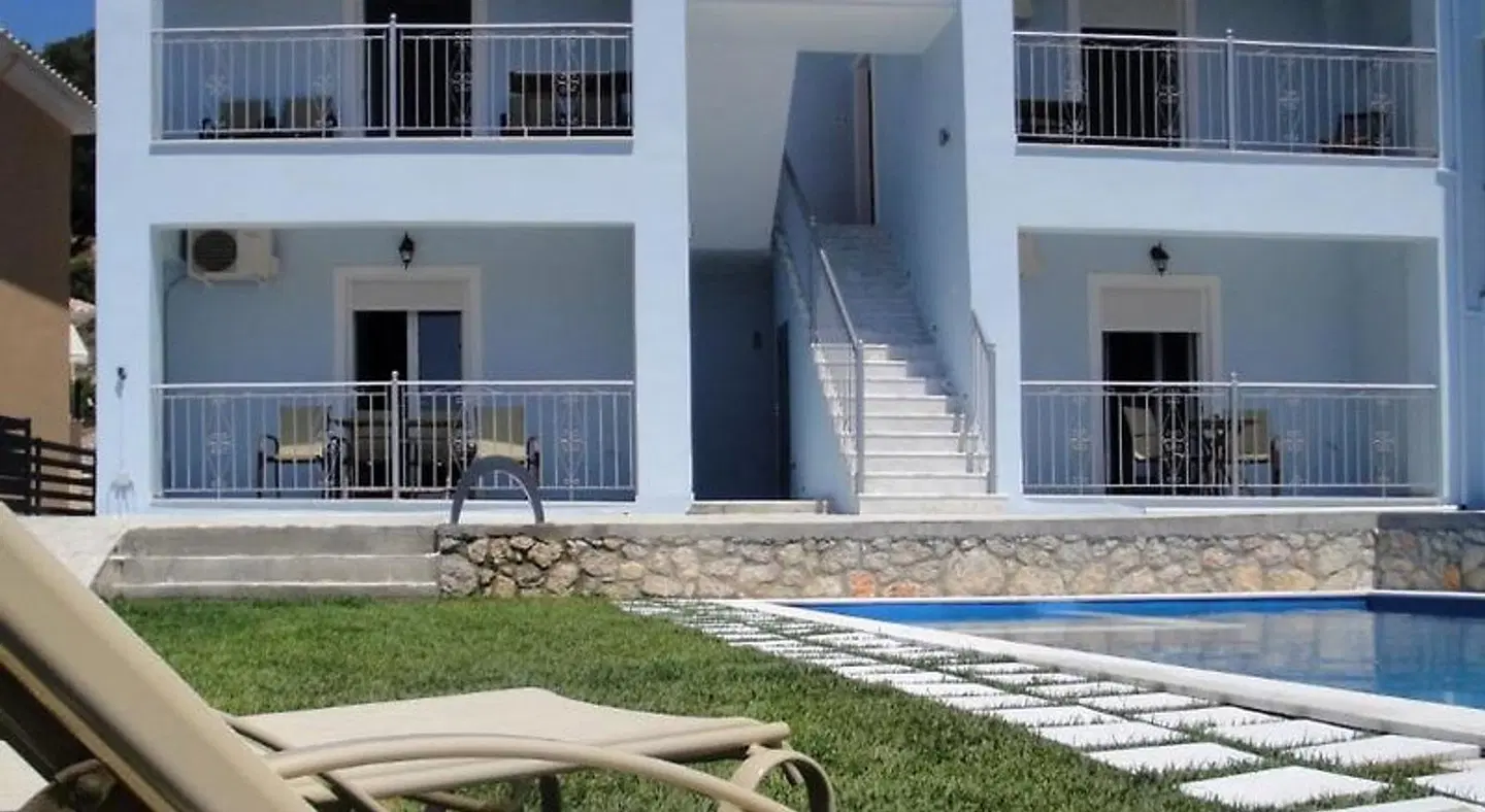 Mediterraneo Resort EXTERIOR