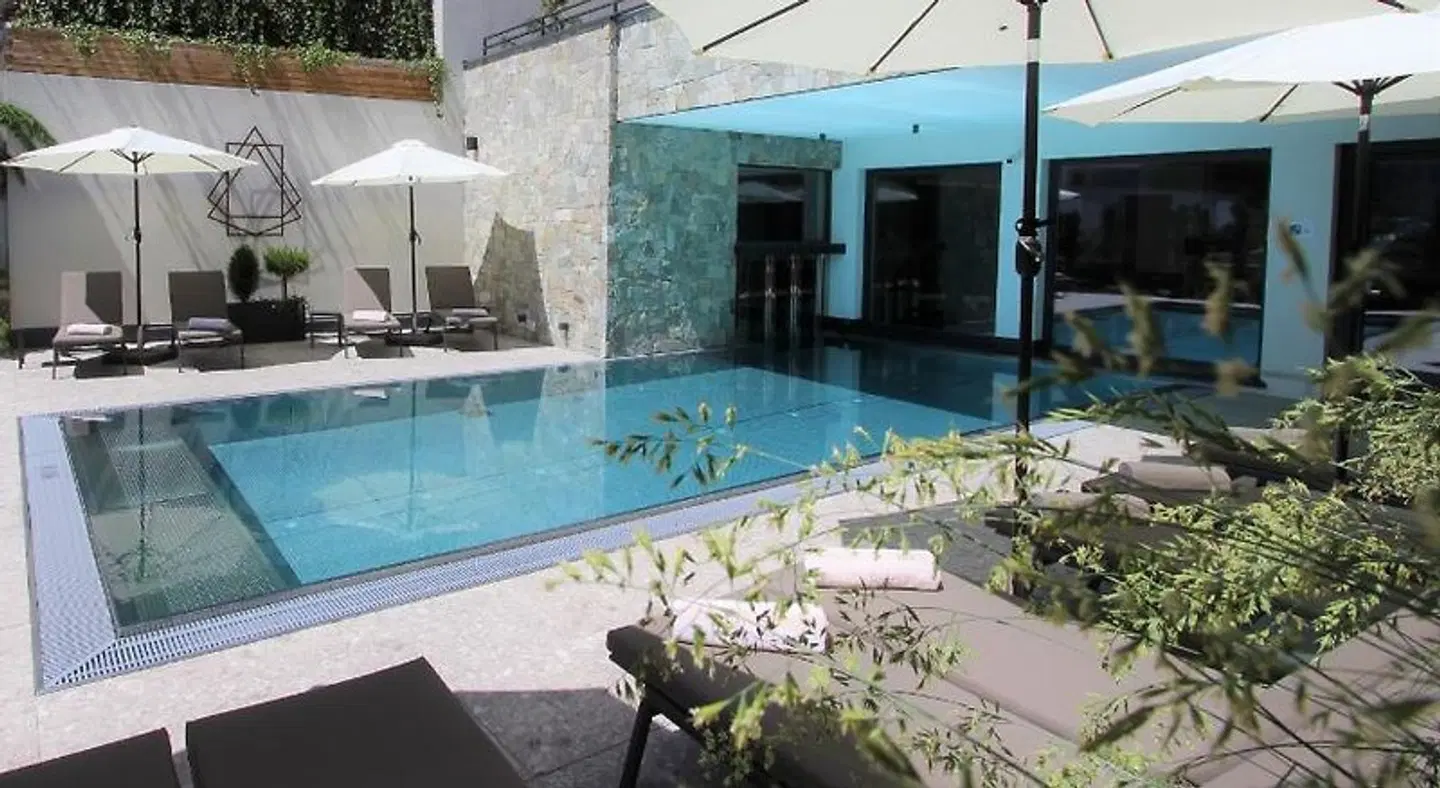 Das Naturjuwel Hallenbad