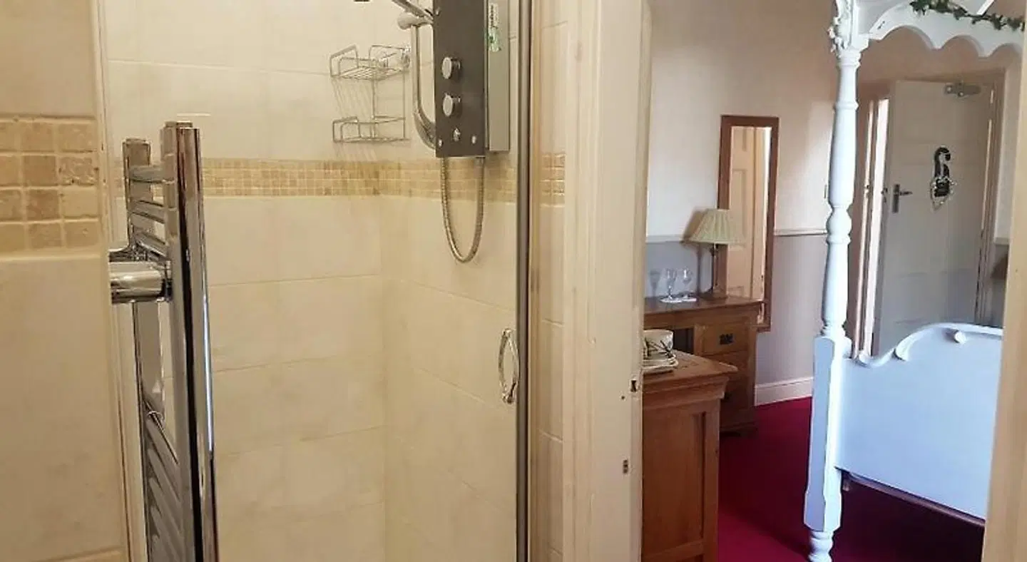Victoria House B&B Badezimmer