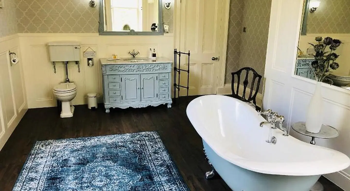 Netherdale House Badezimmer