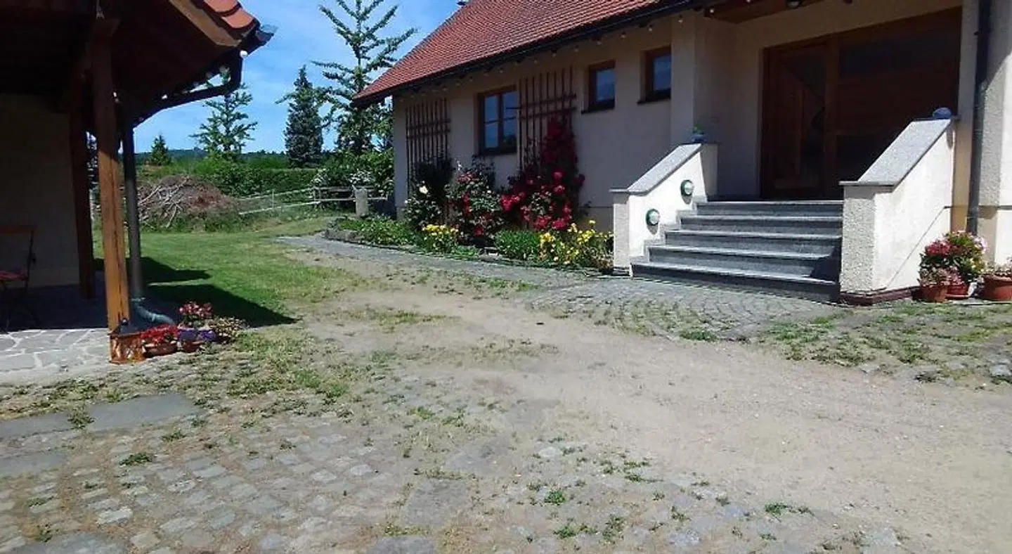 Pension & Restaurant Altjessen 57 EXTERIOR