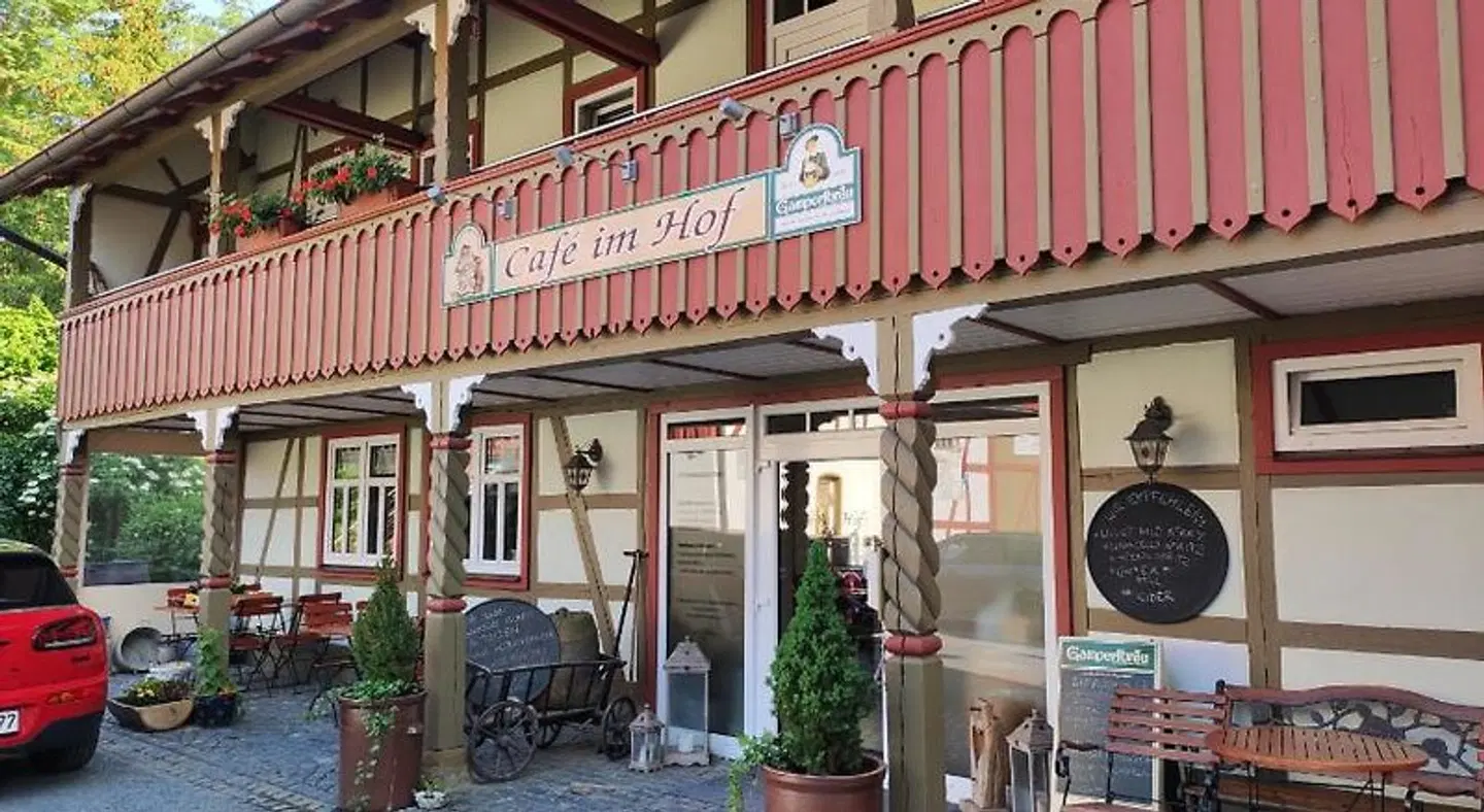 Café im Hof EXTERIOR