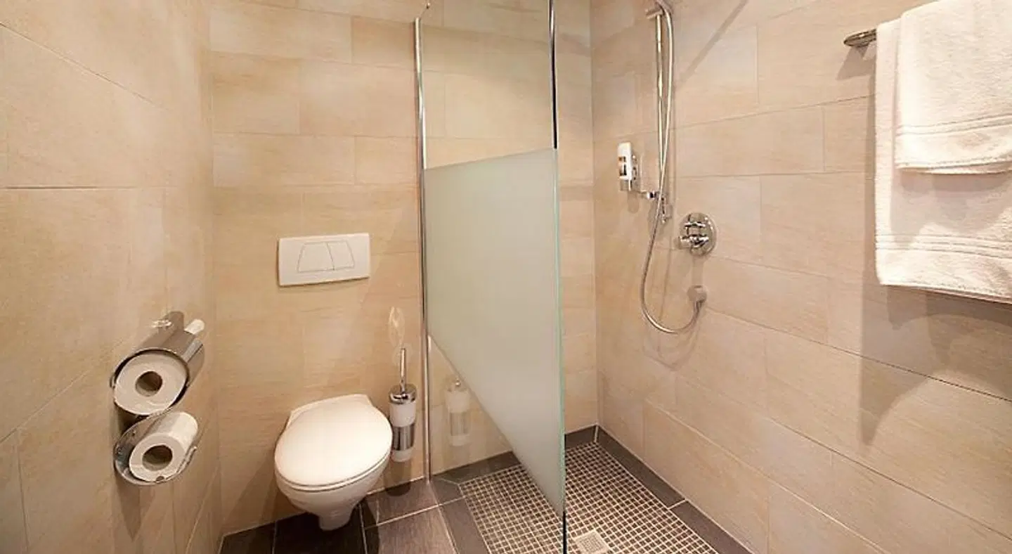 Steuer Badezimmer
