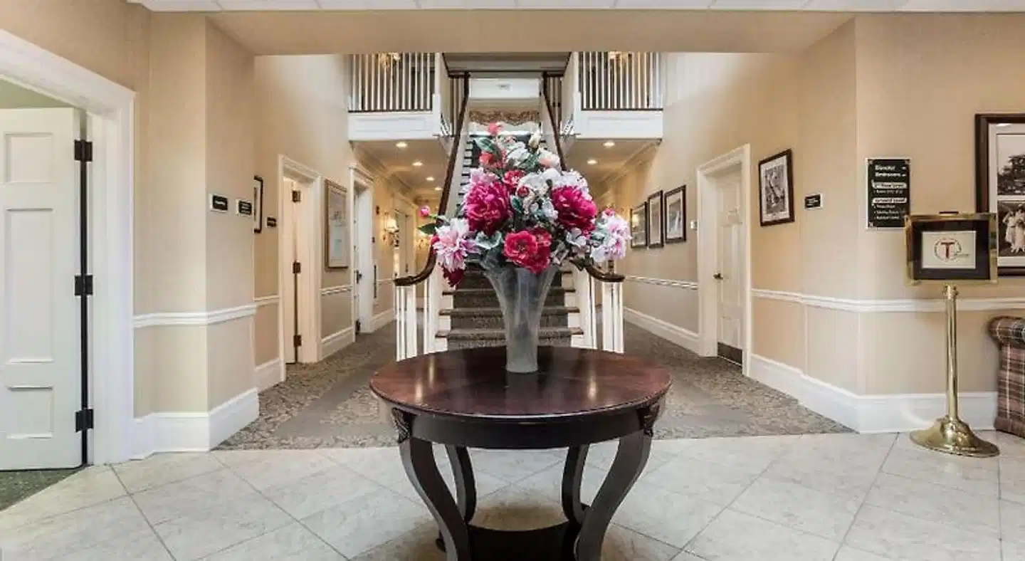 Traditions Hotel & Spa, Ascend Hotel Collection Lobby