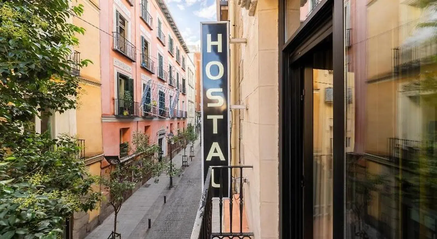 Hostal Ballesta EXTERIOR