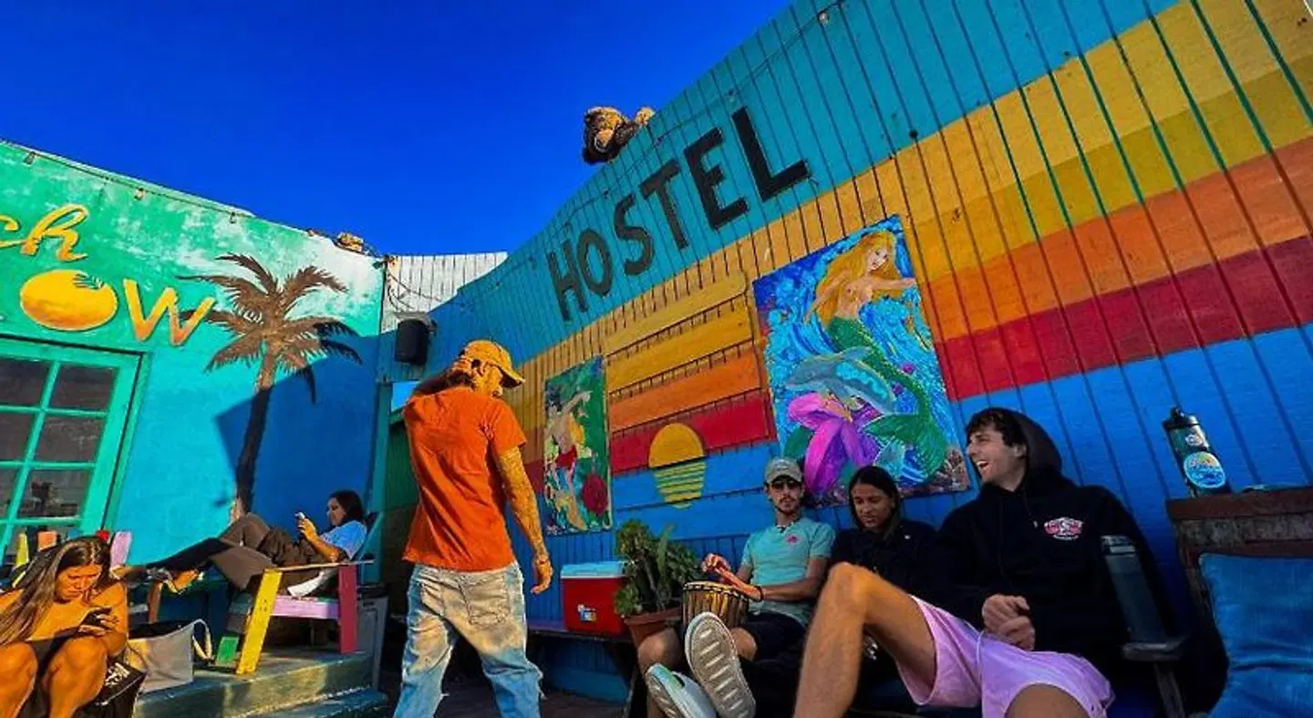 ITH Beach Bungalow Surf Hostel SPORTS_AND_LEISURE