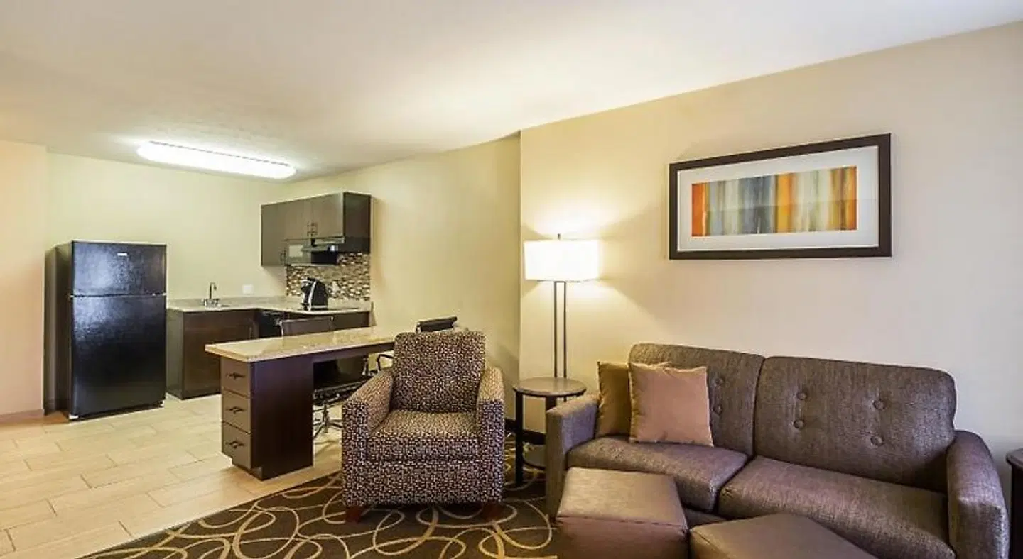 MainStay Suites Fargo LOUNGE_LOBBY