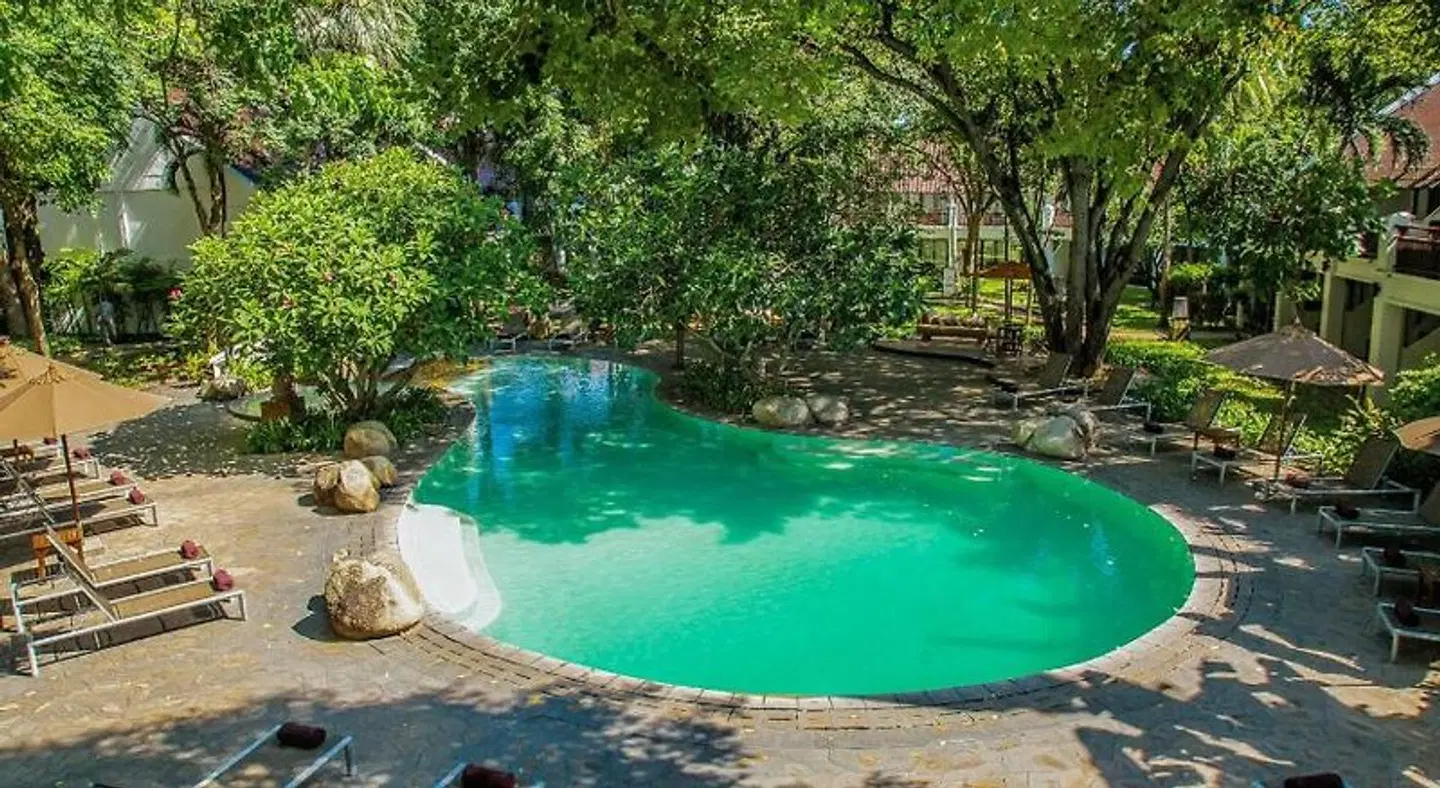 Woodlands Resort OUTDOOR_POOL