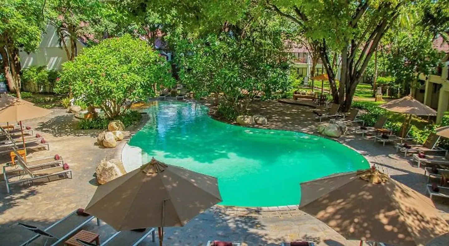 Woodlands Resort OUTDOOR_POOL