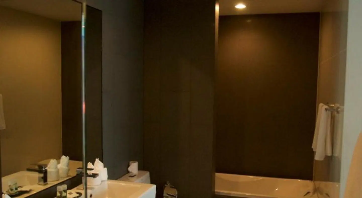 6th Avenue Surin HEALTH_BEAUTY