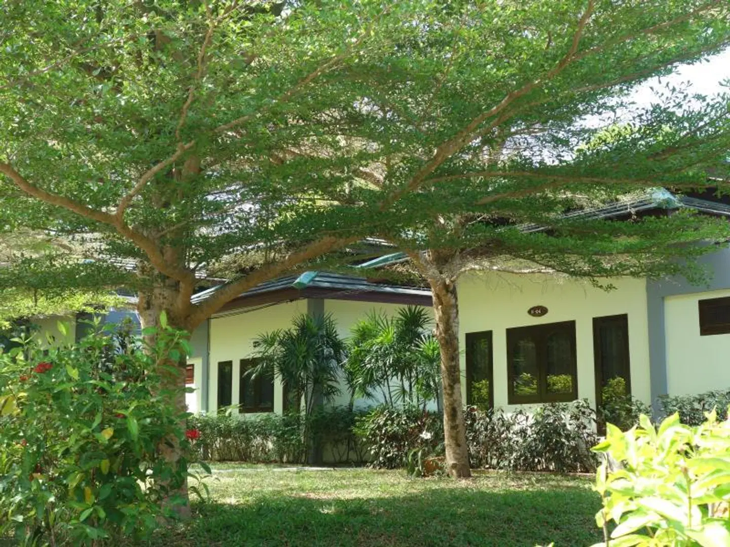 Khaolak Hillside Villa EXTERIOR