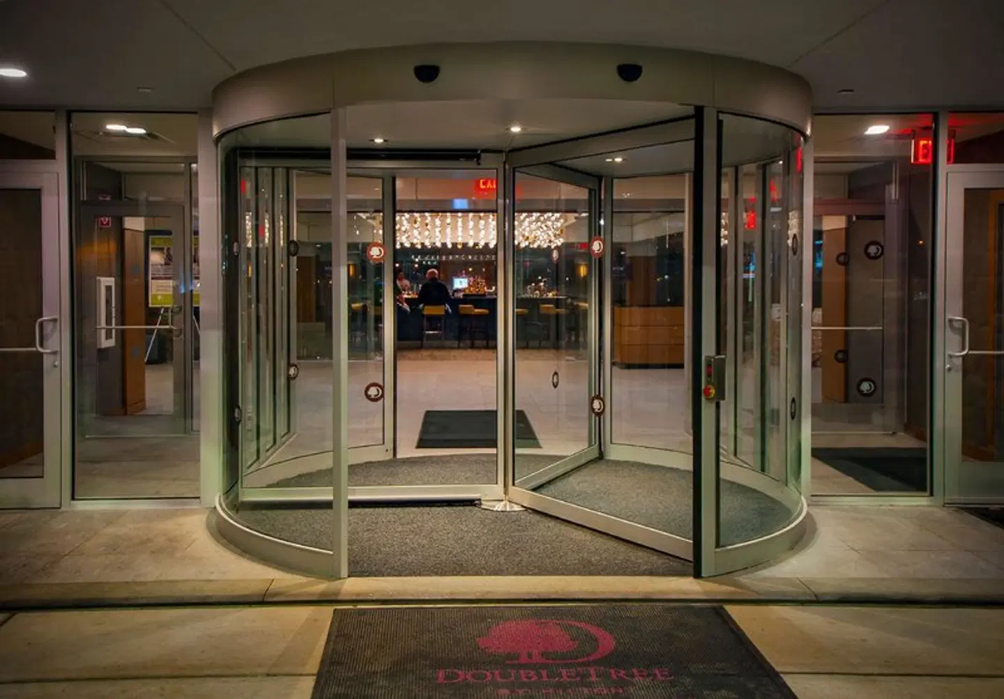 DoubleTree by Hilton Niagara Falls, NY SPORTS_AND_LEISURE