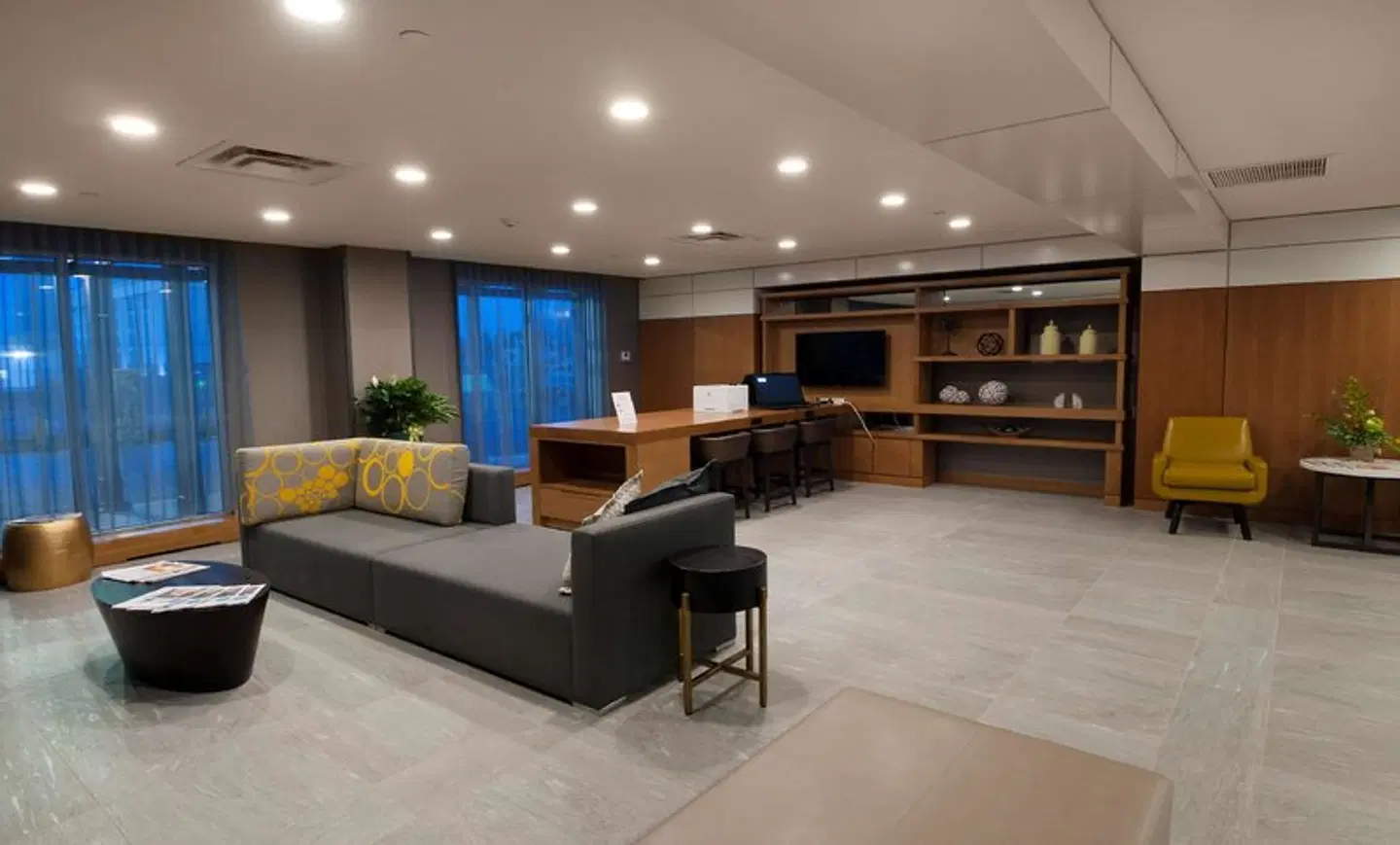 DoubleTree by Hilton Niagara Falls, NY LOUNGE_LOBBY