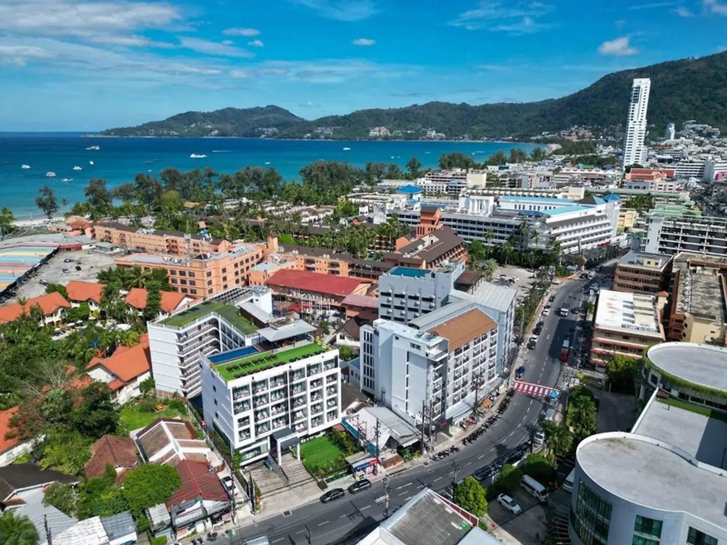 Paripas Patong Resort EXTERIOR