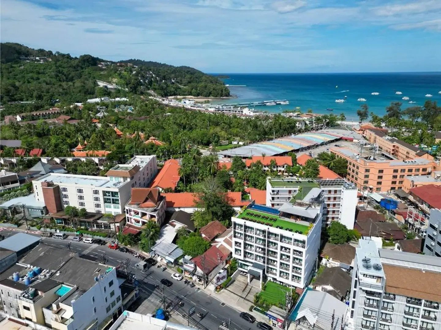 Paripas Patong Resort EXTERIOR