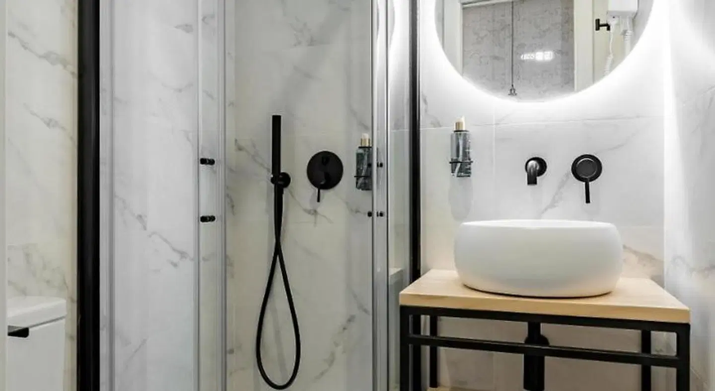 Marco Polo Residence Hostal Boutique Badezimmer