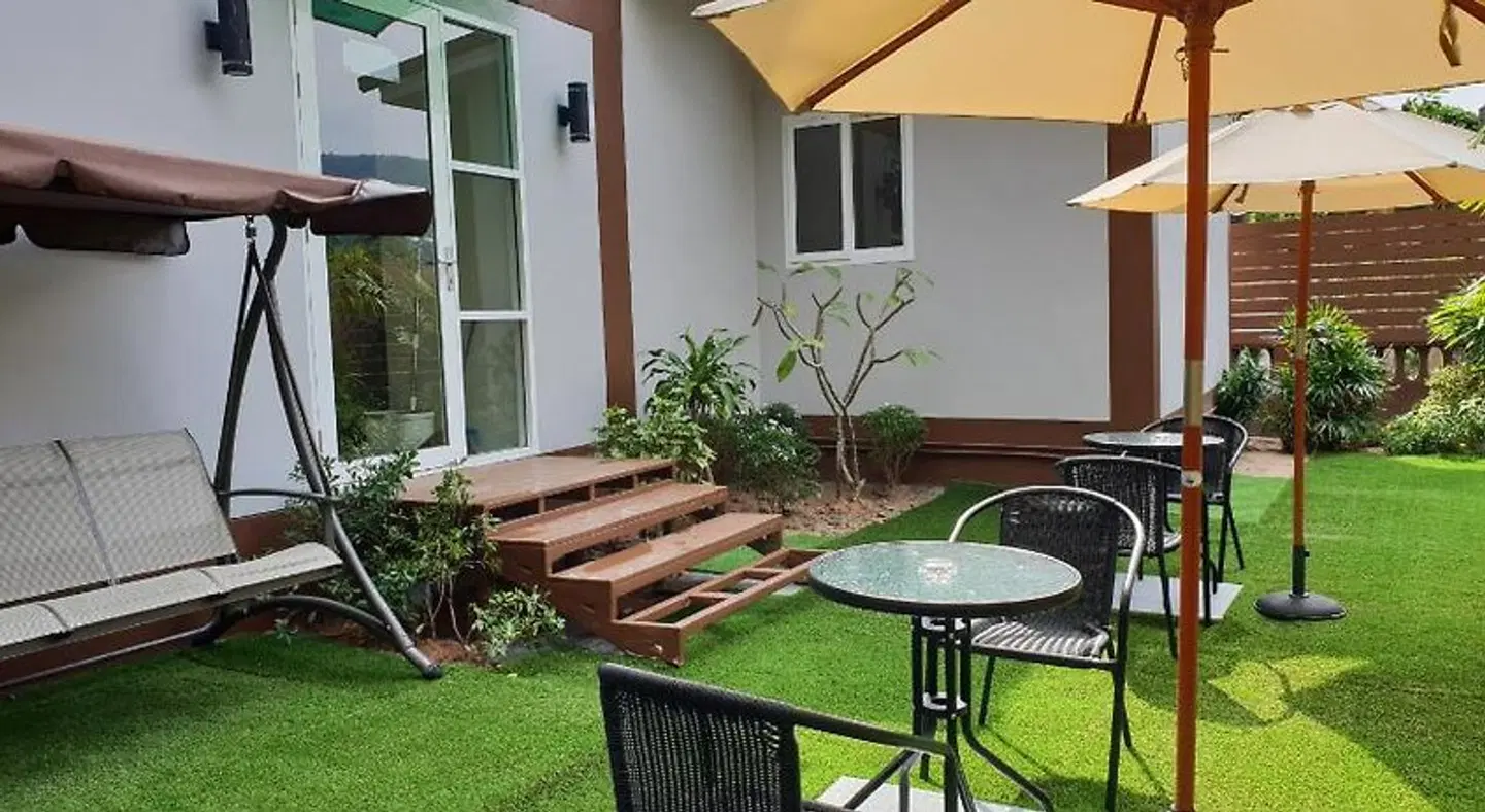 Top Hostel Samui. Terrasse
