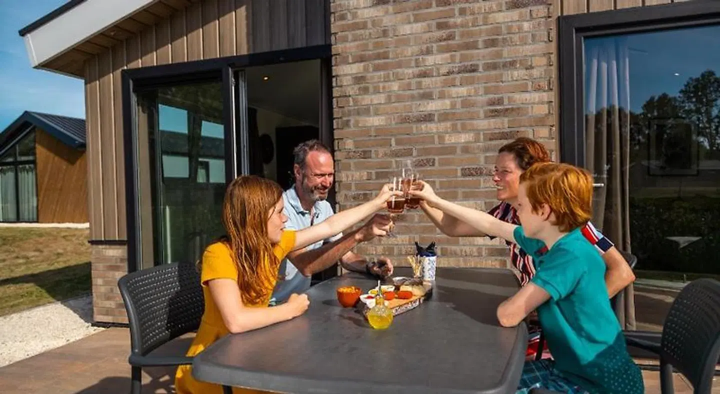EuroParcs De IJssel Eilanden PEOPLE