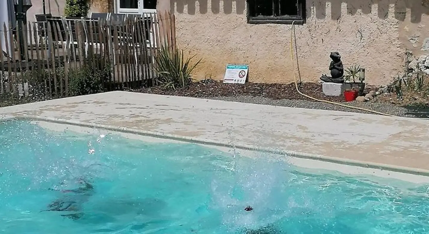 Chambres d'hôtes A Clairefontaine OUTDOOR_POOL