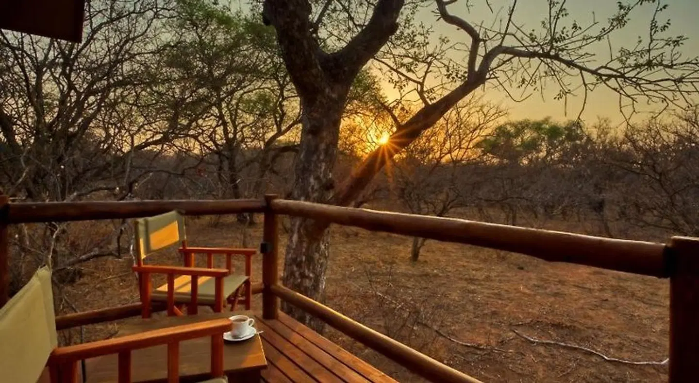Vuyani River Lodge Terrasse