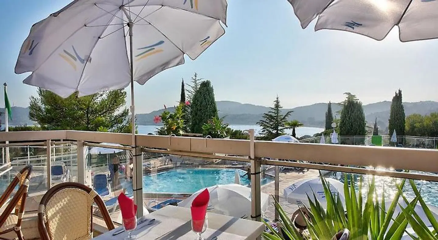 Les Mas de L'Esterel OUTDOOR_POOL