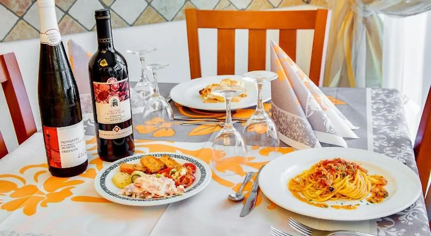 Dolcevita Restaurant
