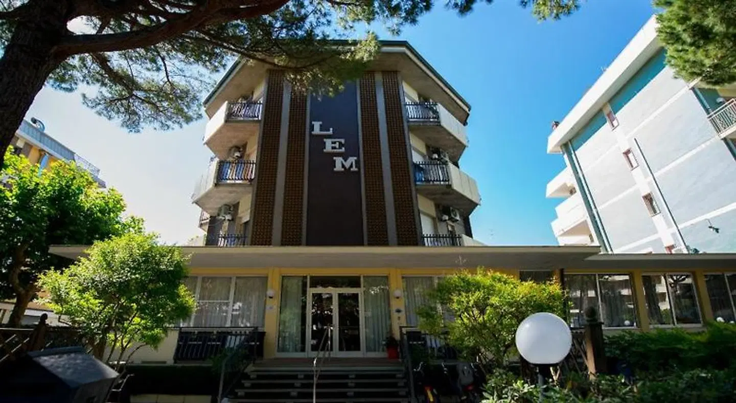 Hotel Lem-Casadei EXTERIOR