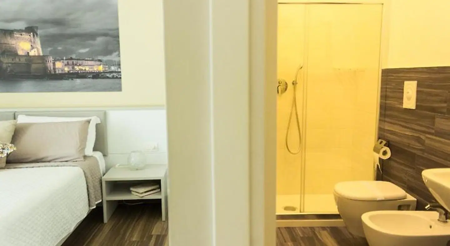 Rooms Stazione Centrale Badezimmer