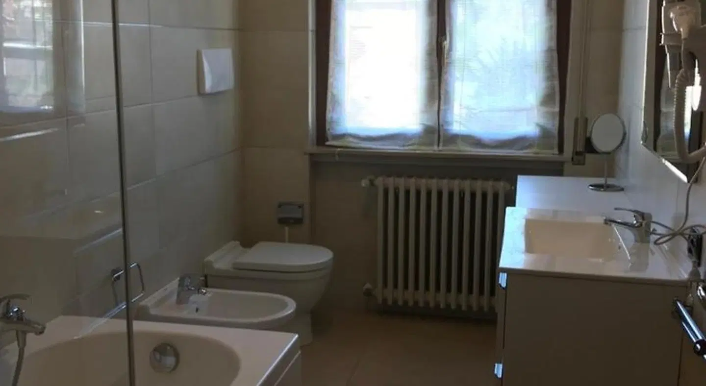 Color House Malpensa B&B Badezimmer