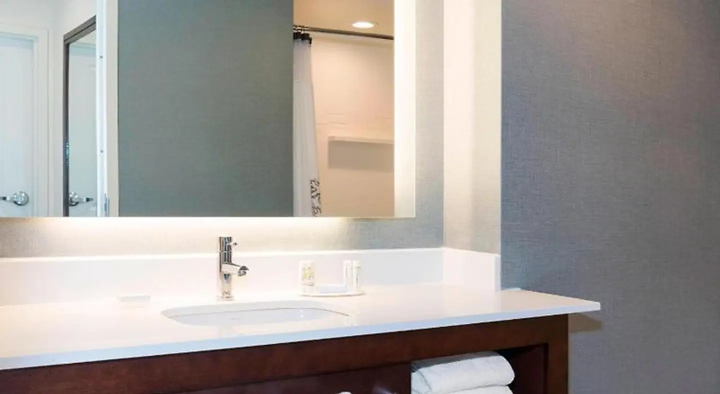 Residence Inn by Marriott Green Bay Downtown Badezimmer