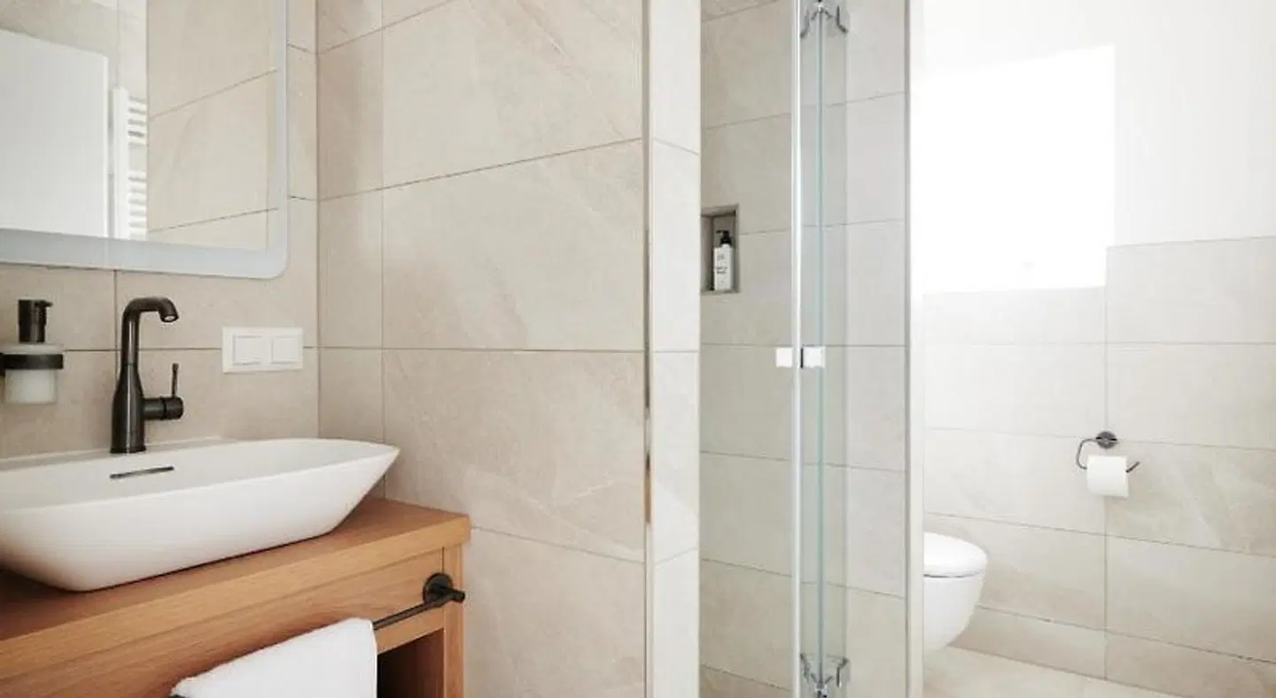 HOMEBOUND Apartments Salzburg City I Badezimmer