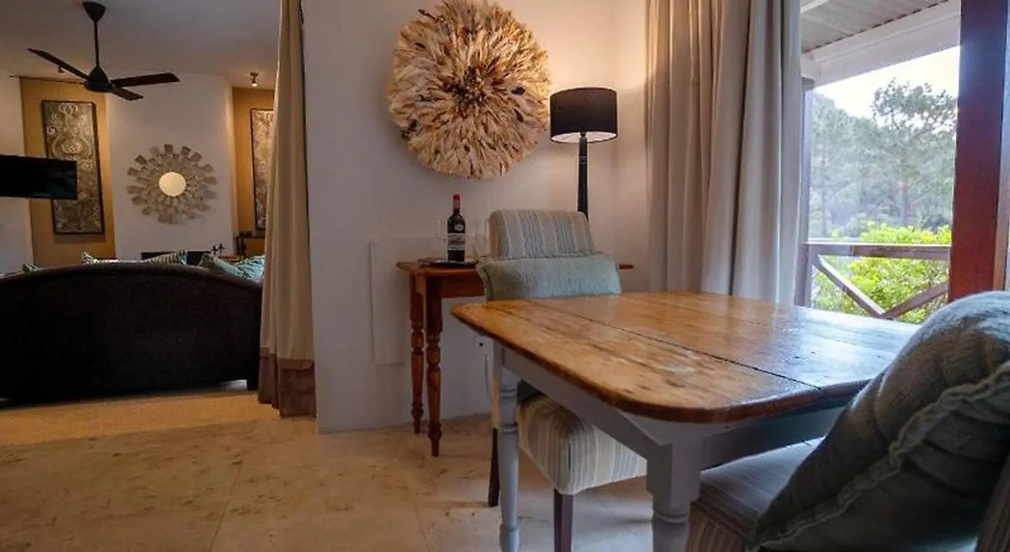 Silvermist Wine Estate ROOM_EXAMPLE