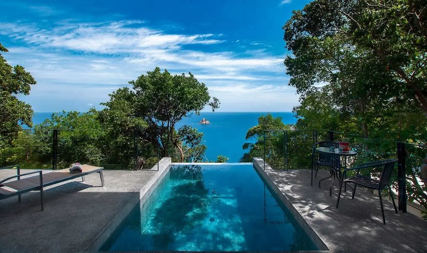 Philip's Villa OUTDOOR_POOL