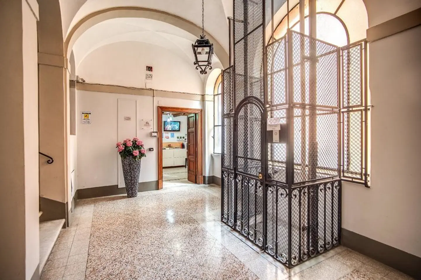 Magnifico Rome LOUNGE_LOBBY
