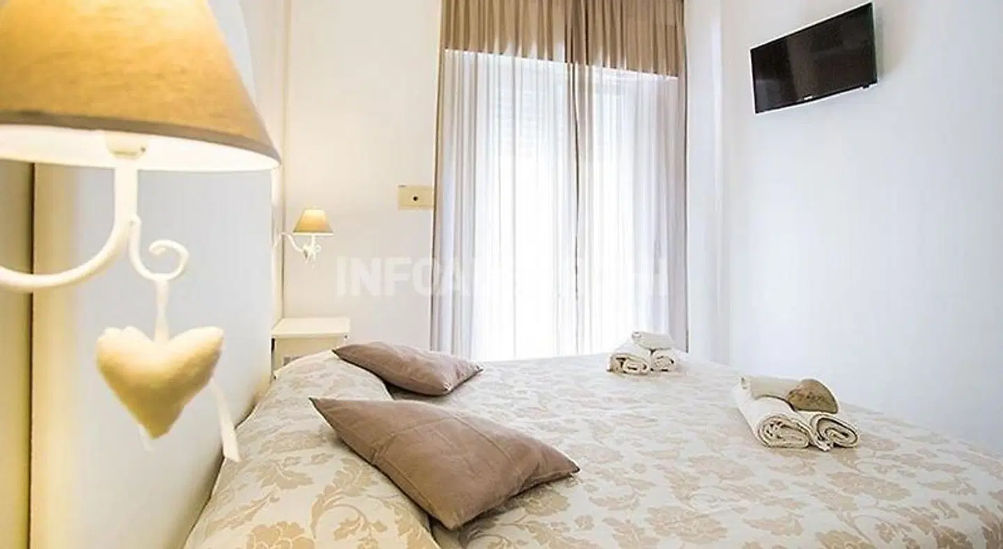 Ermeti ROOM_EXAMPLE