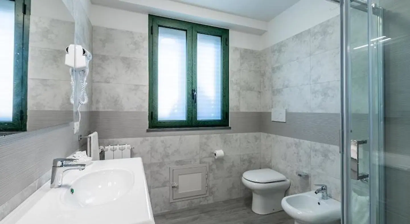 B&B Di Charme Alhambra Badezimmer
