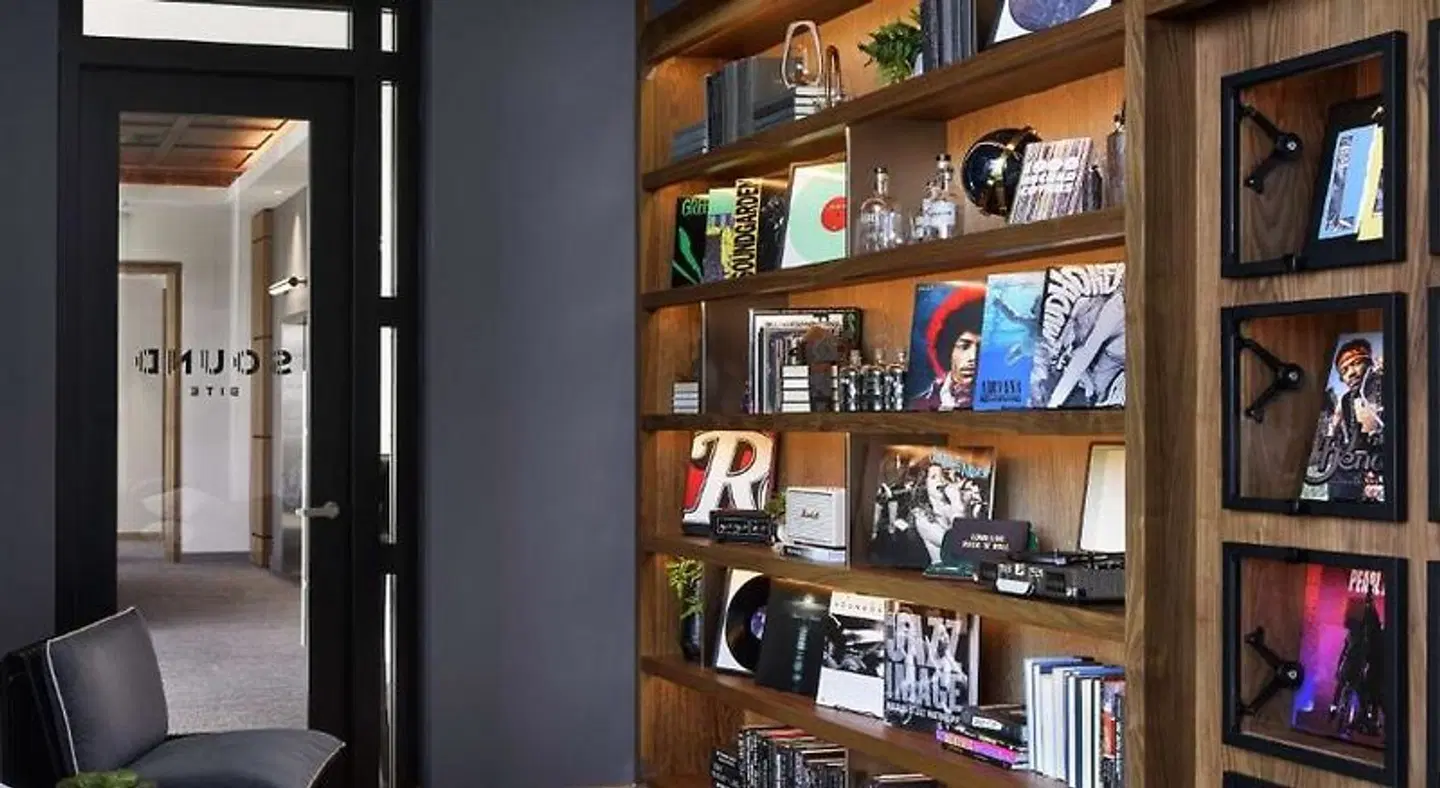 The Sound Hotel Seattle Belltown, Tapestry Collection Bar