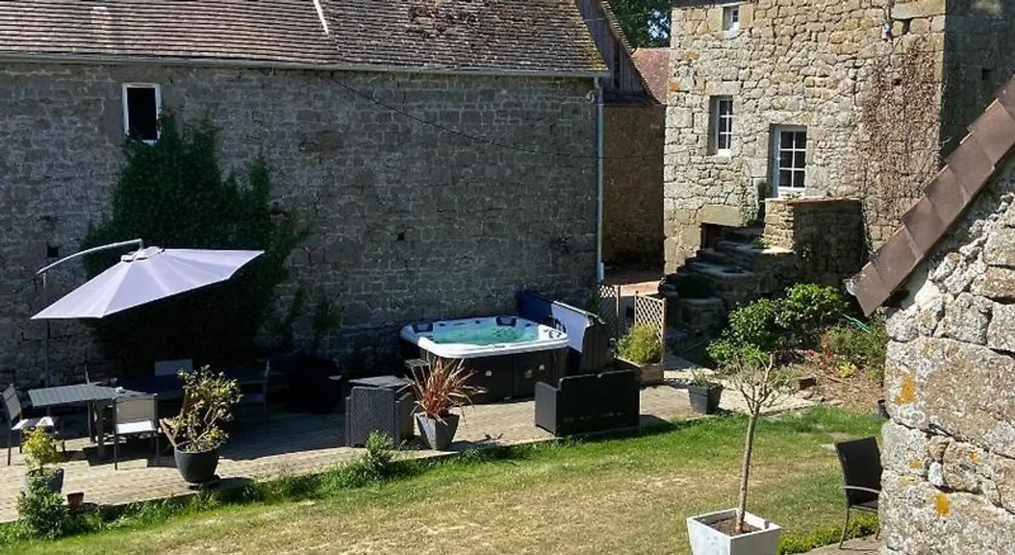 Domaine Des Tours Vauquelin Garten