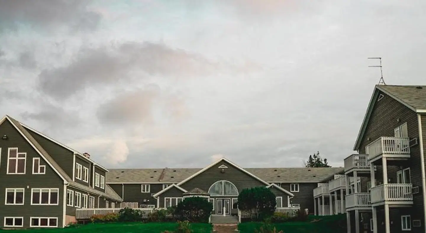 Dundee Resort & Golf Club EXTERIOR