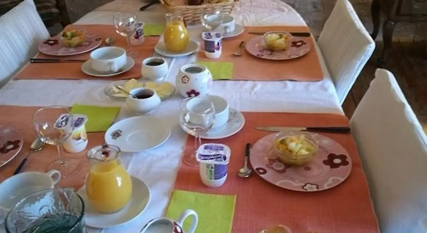 Maison d'Hôtes Orlaya Restaurant