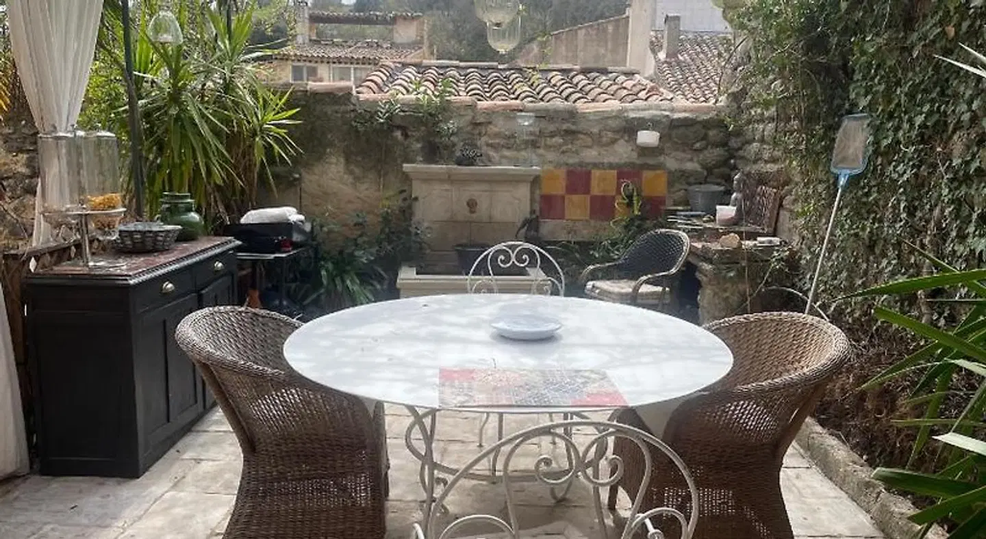 La Villageoise Terrasse