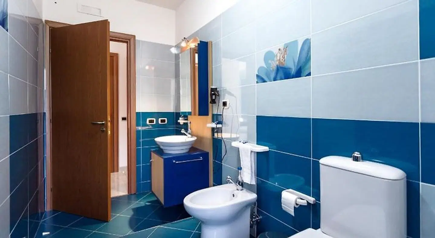Rocca degli Etnei Badezimmer
